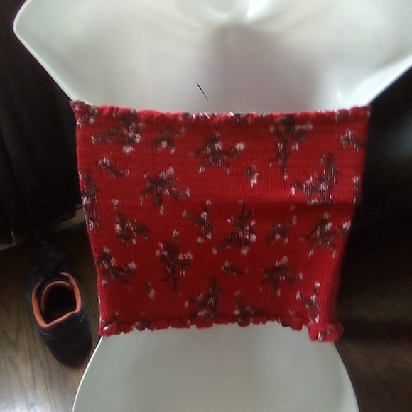 Red Floral Tube Crop Top - Picture 3 of 15